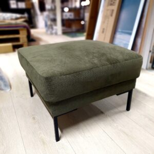 Puf Construct1 - Smal Front Sorte stålben, Wind Olive Green 180