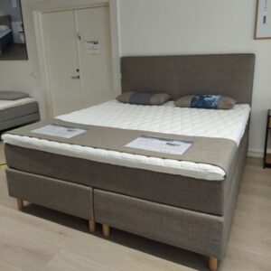 Karma Lux Kontinentalseng Std. 180x200 cm. Fjord Taupe Betræk