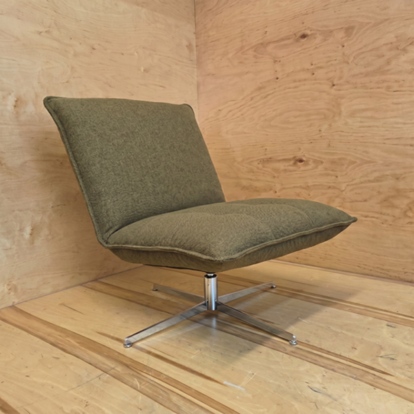 Firenze Loungestol. 4-fods drejesokkel i Chrom. Betræk Austin Winter Moss